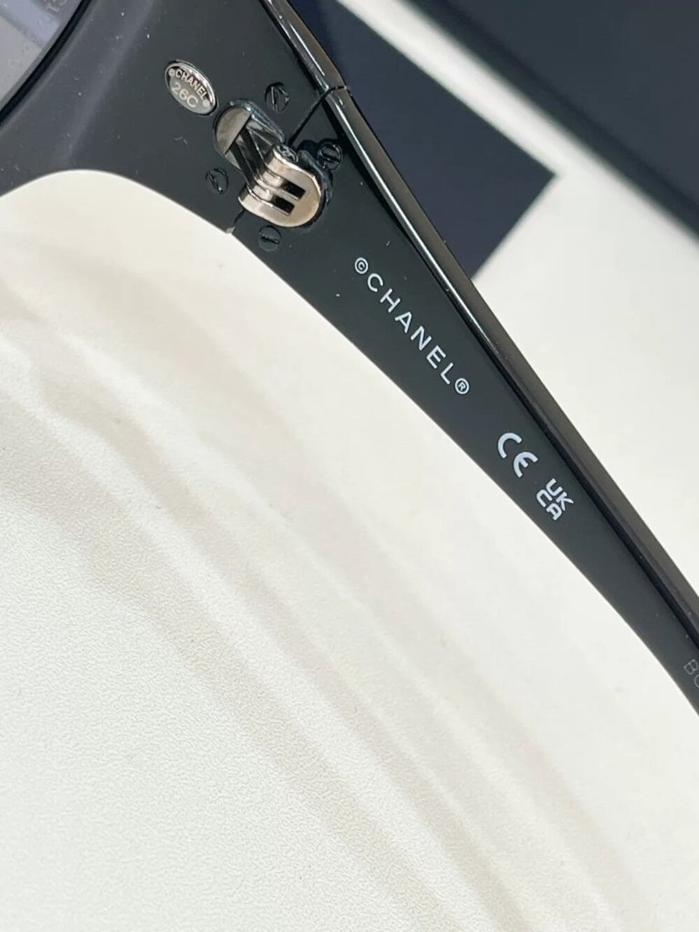 CHANEL 9199 Black Oval Sunglasses | Brand New Authentic - Picture 4 of 4